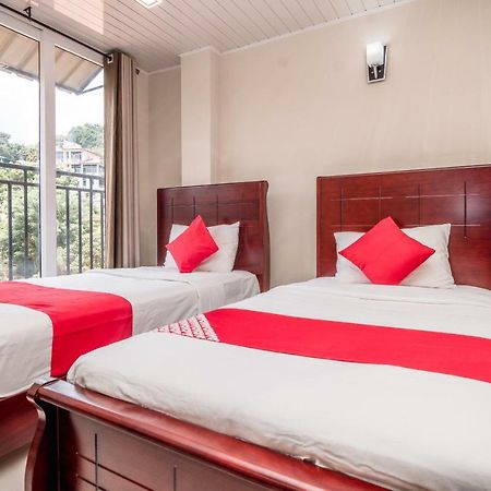 Janora Hills Hotell Kandy Eksteriør bilde