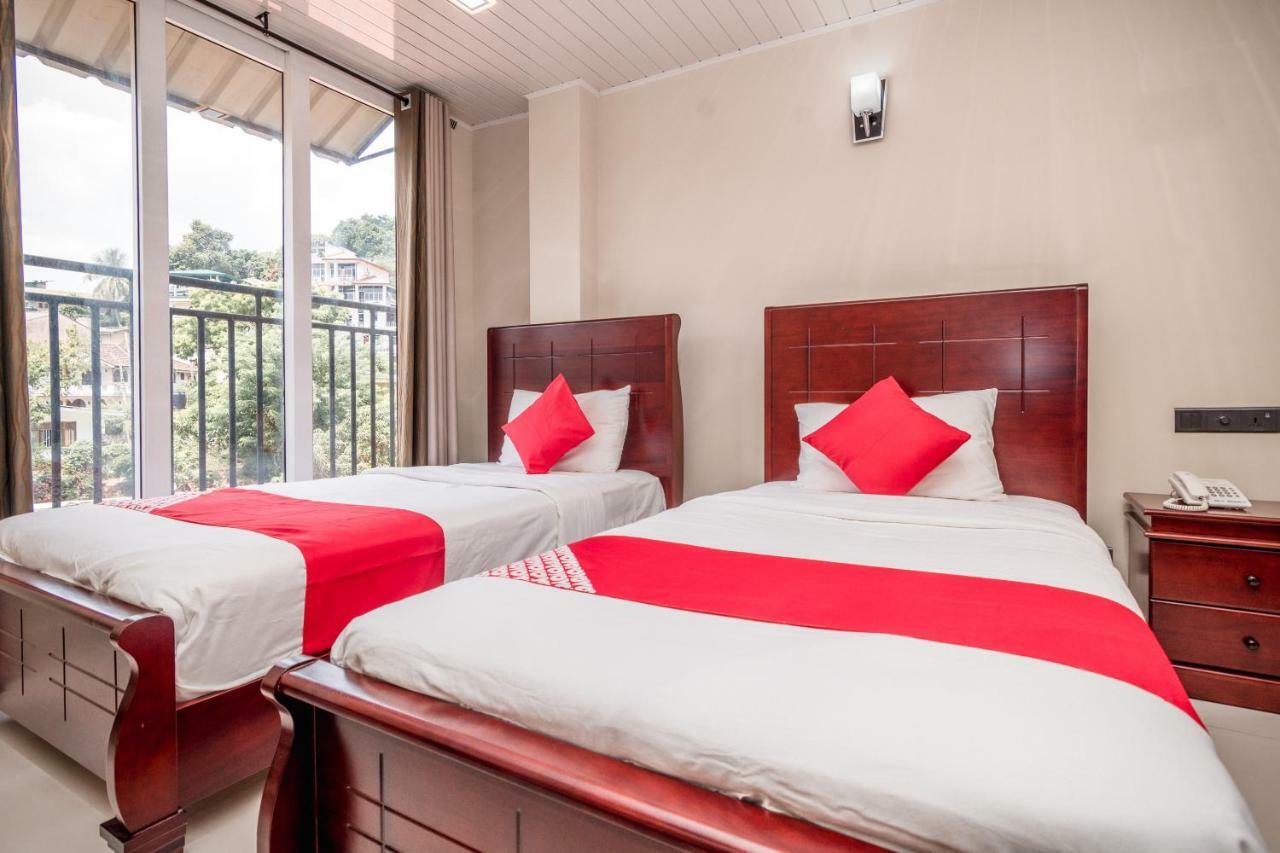 Janora Hills Hotell Kandy Eksteriør bilde