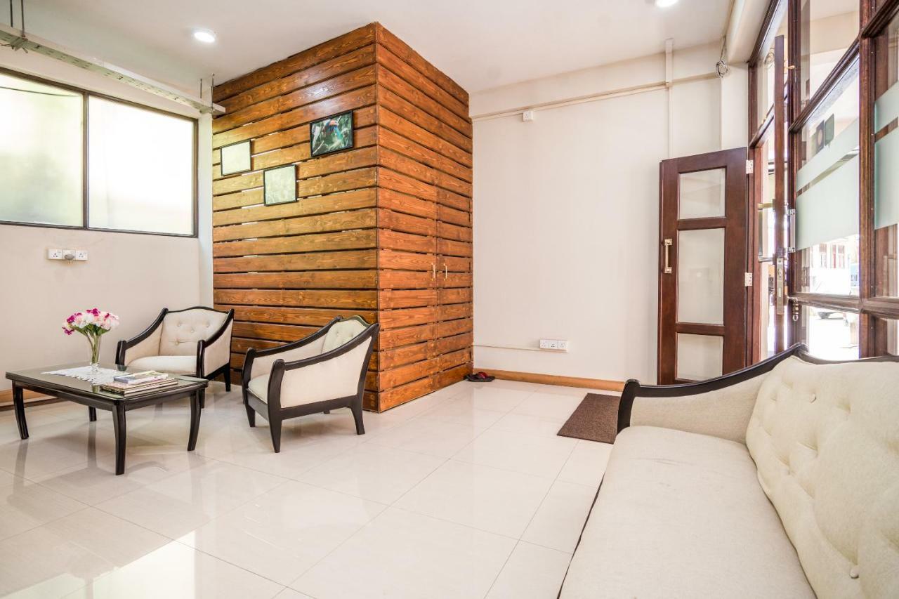 Janora Hills Hotell Kandy Eksteriør bilde